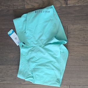 AFTCO women shorts